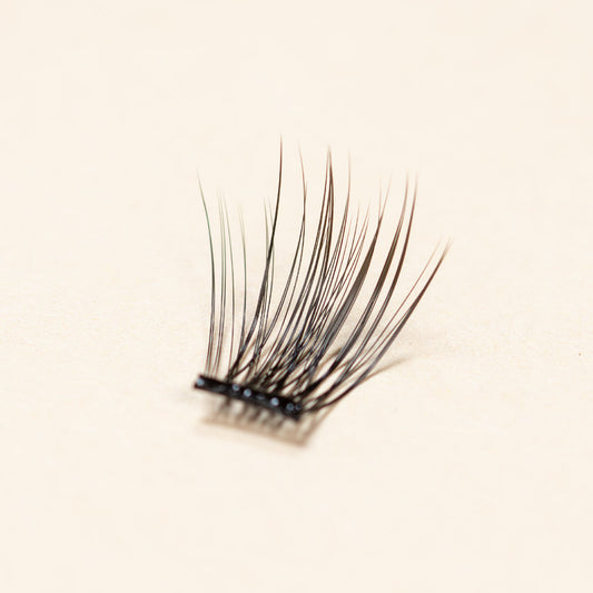 Single lashes (different lengths) | Light Volume