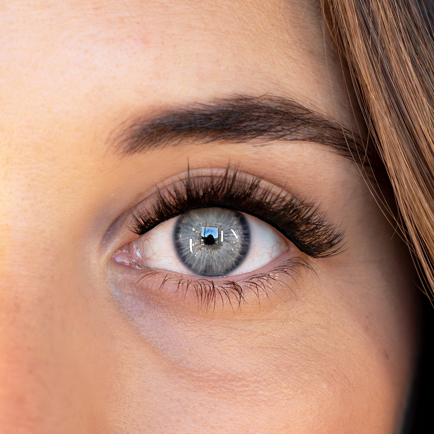 Single lashes (different lengths) | Mega Volume