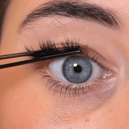 Pre-Glued Whispy Extreme - Press-On Lashes