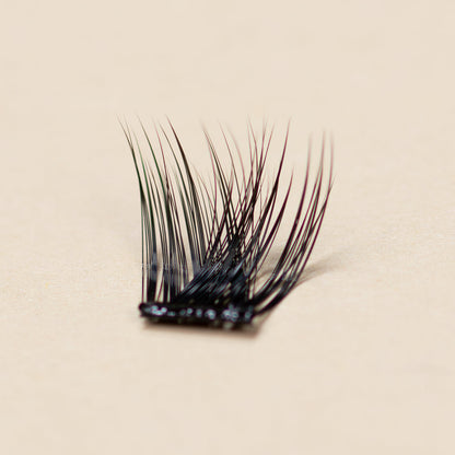 Pre-Glued Whispy Medium - Press-On Lashes