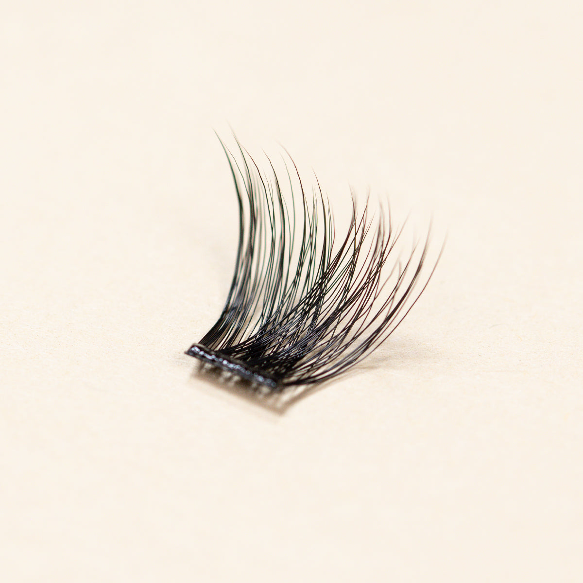 Single lashes (different lengths) | Whispy Medium